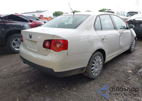2010 Volkswagen Jetta S из США, поврежденный, VIN 3VWJZ7AJ3AM028610